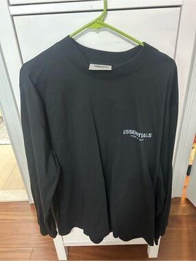 Essentials Unisex Size Medium Black Long Sleeve